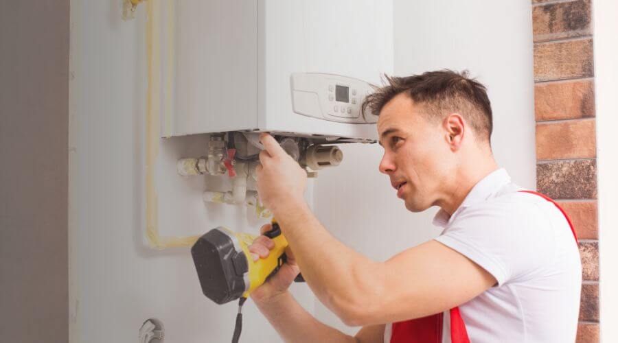 Expert burst pipe repair services in Astor, FL